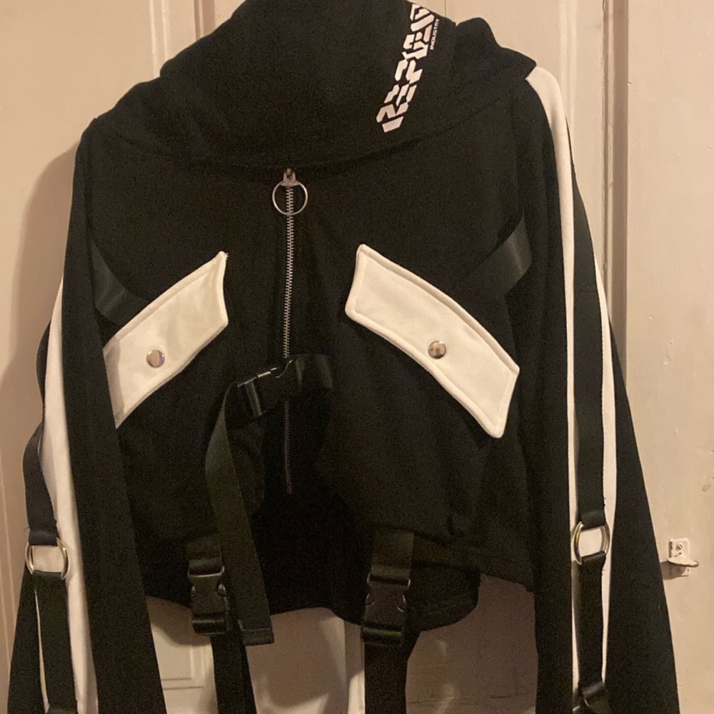 Cyber crop Tokyo street wear
